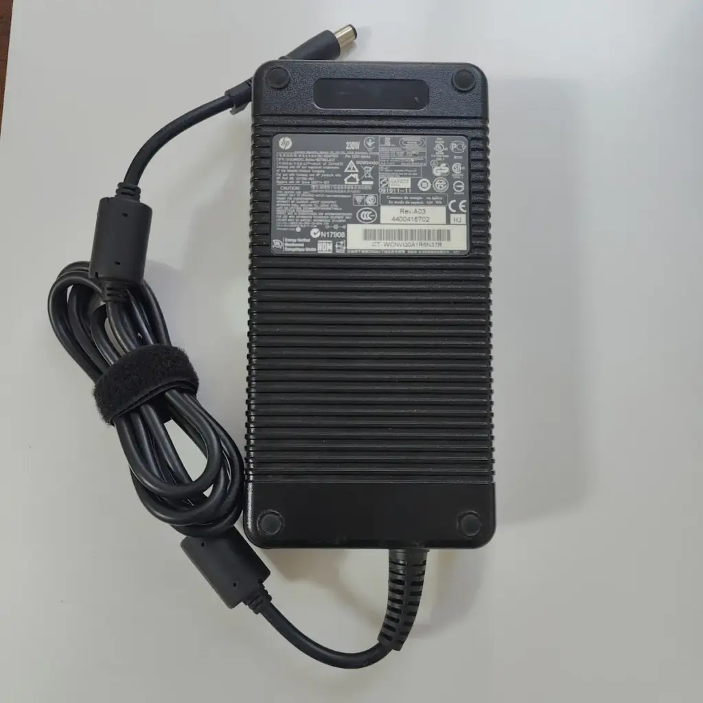 شارژر hp 230w