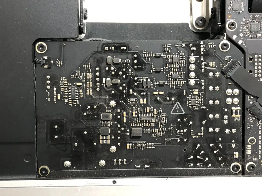 منبع تغذیه a1418 , a1419